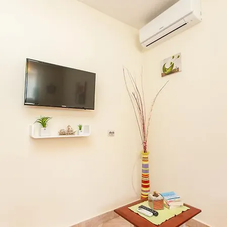 Nena City Center Apartment *